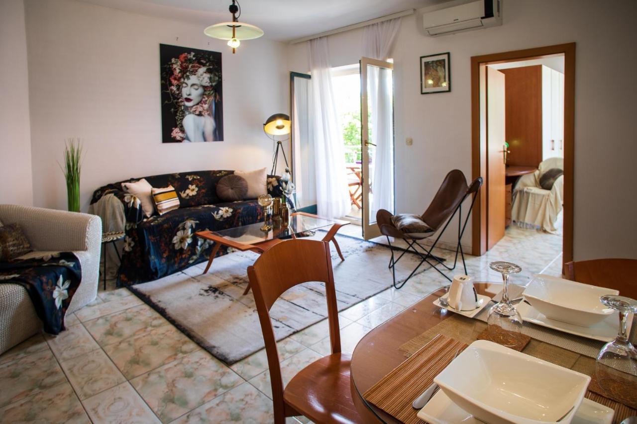 Villa Mareonda - Apartments Sussurro Rovinj Exteriör bild