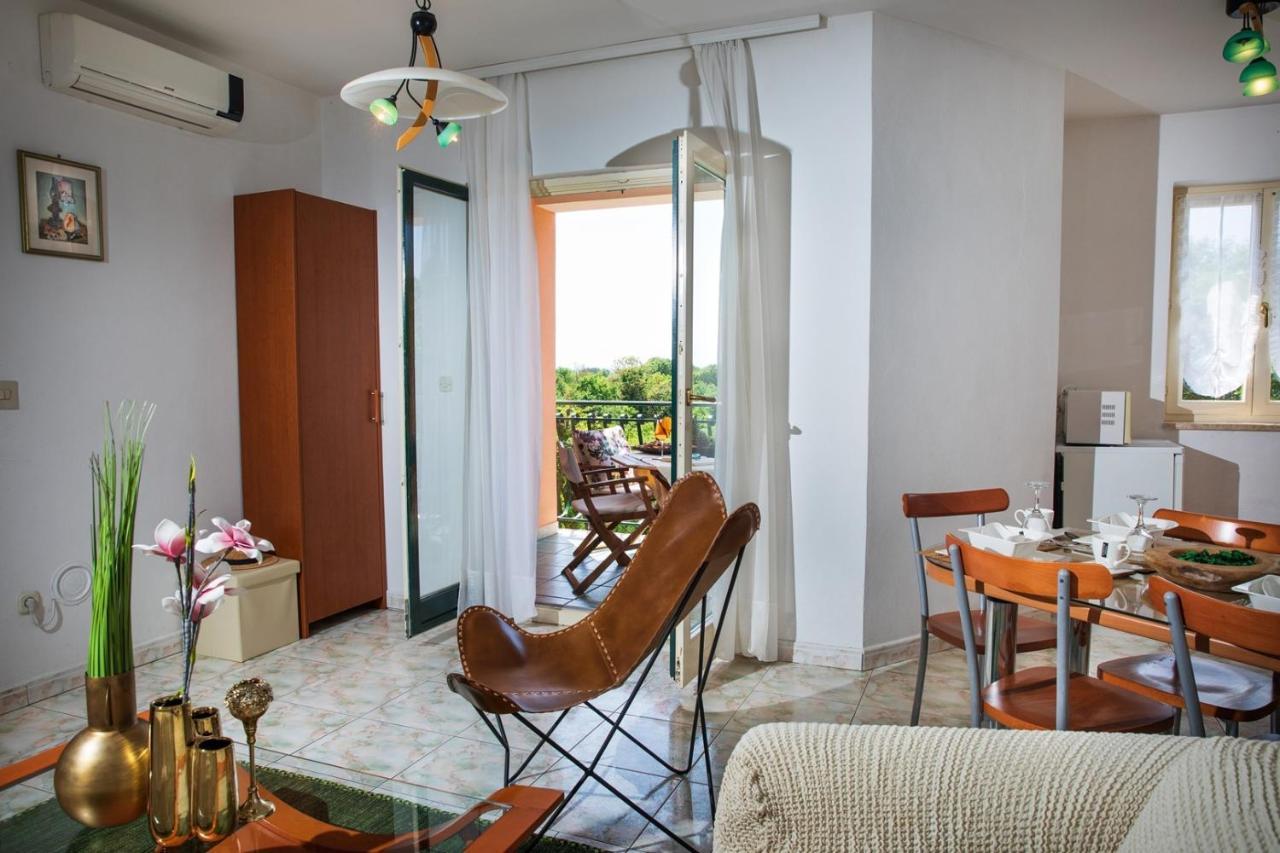 Villa Mareonda - Apartments Sussurro Rovinj Exteriör bild