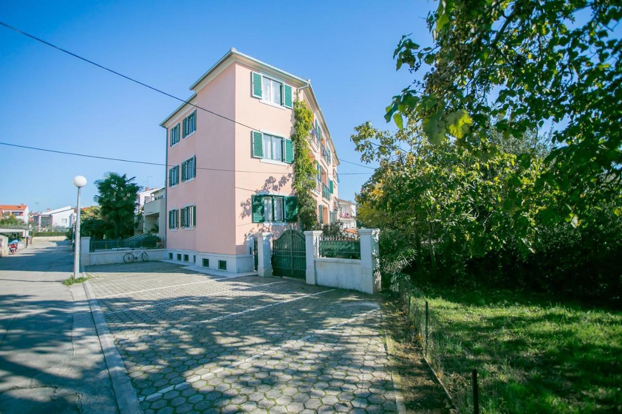 Villa Mareonda - Apartments Sussurro Rovinj Exteriör bild